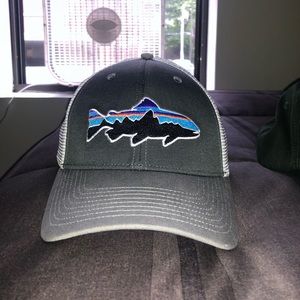 Patagonia Snapback Trucker Hat!